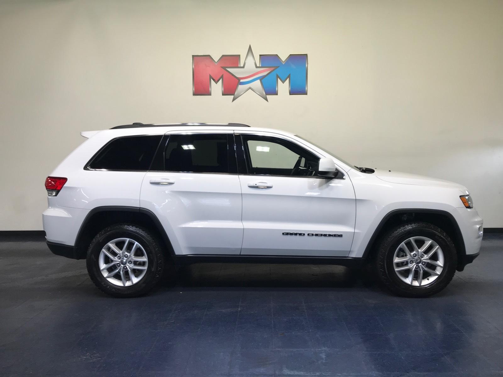 2017 jeep grand cherokee volume knob