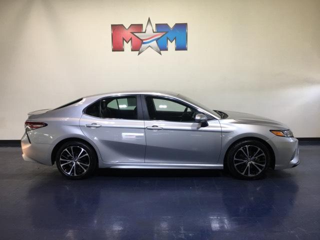 Pre Owned 2018 Toyota Camry Se Auto Fwd 4dr Car